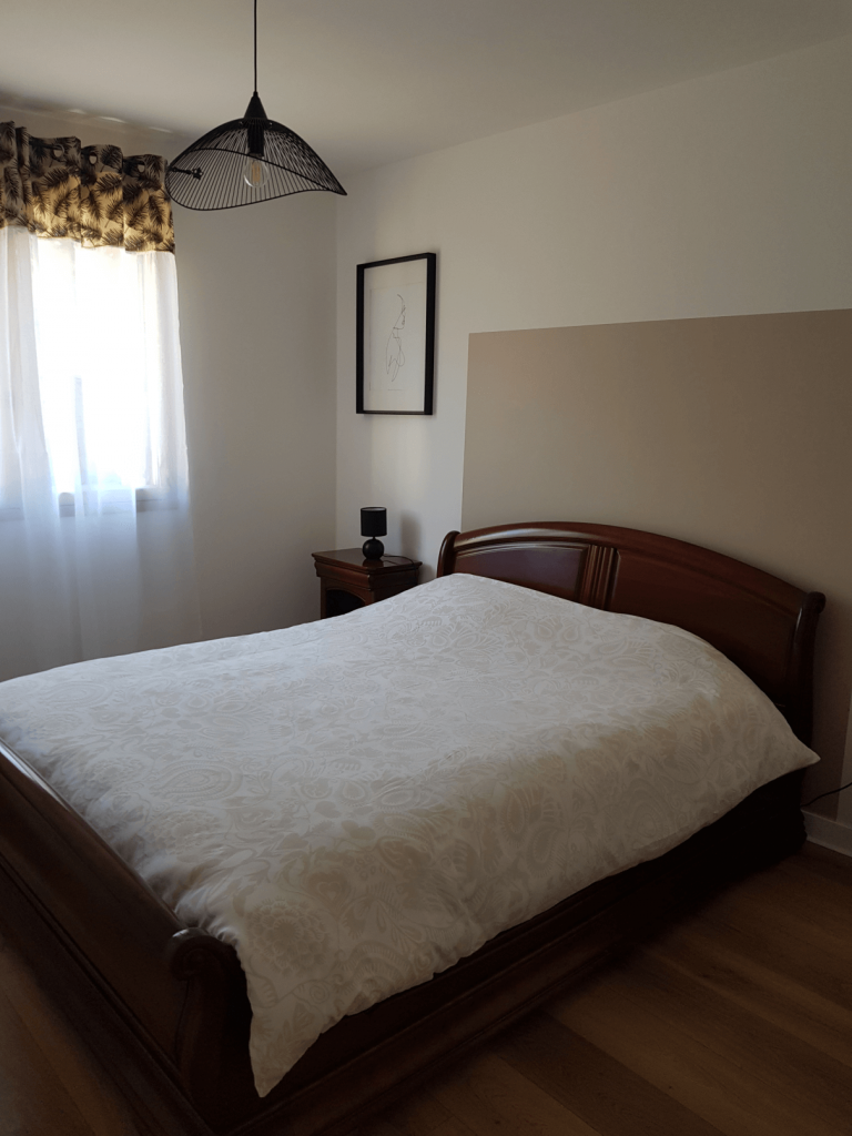 Chambre 3 : 9m²- Un lit de 160 cm